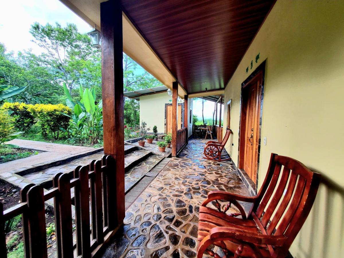 The Jungle Villa Merida Bagian luar foto
