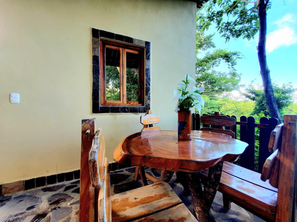 The Jungle Villa Merida Bagian luar foto