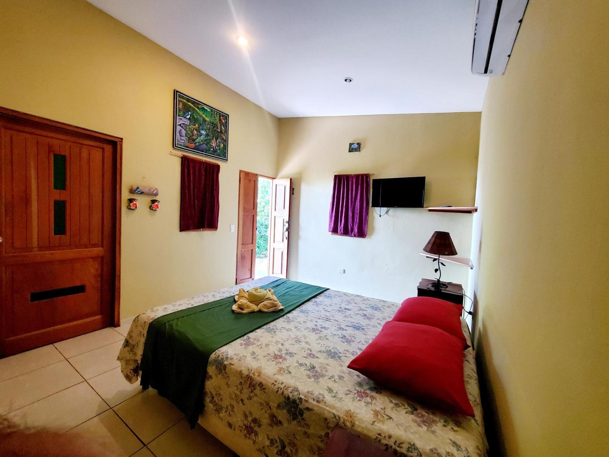 The Jungle Villa Merida Bagian luar foto